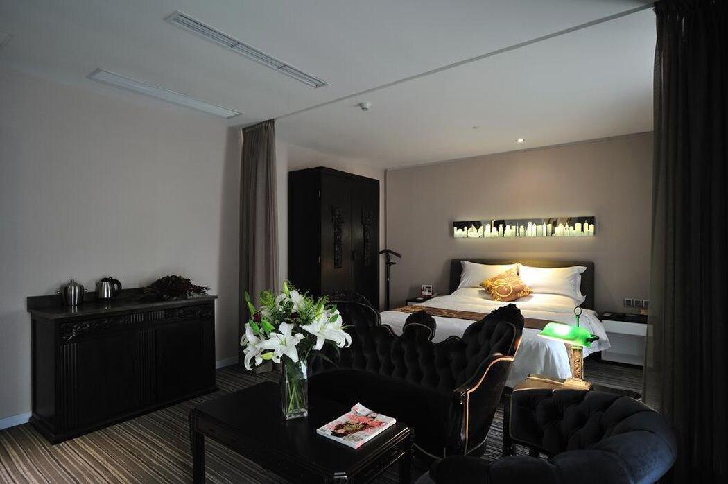 Kingtown Riverside Plaza Hotel 4*